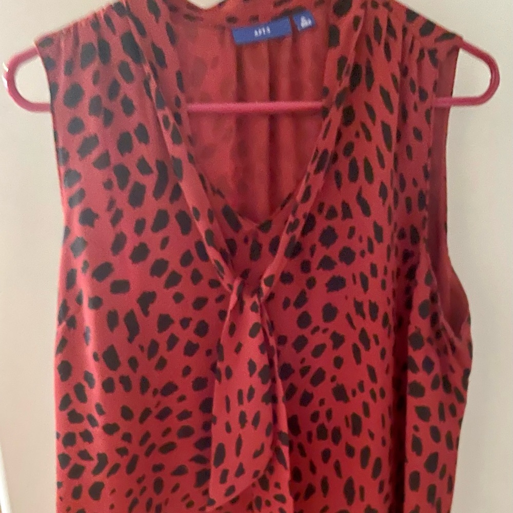 Nice tie-blouse, apt 9, size XL, rust and black